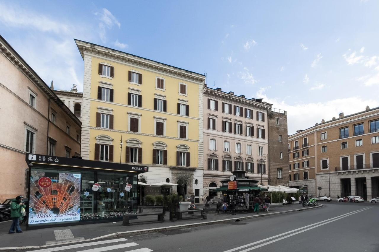 Cozy Wooden Apt In Piazza Navona Apartment โรม ภายนอก รูปภาพ