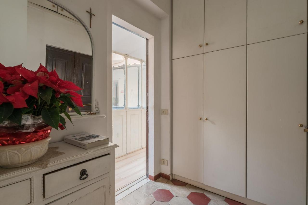 Cozy Wooden Apt In Piazza Navona Apartment โรม ภายนอก รูปภาพ